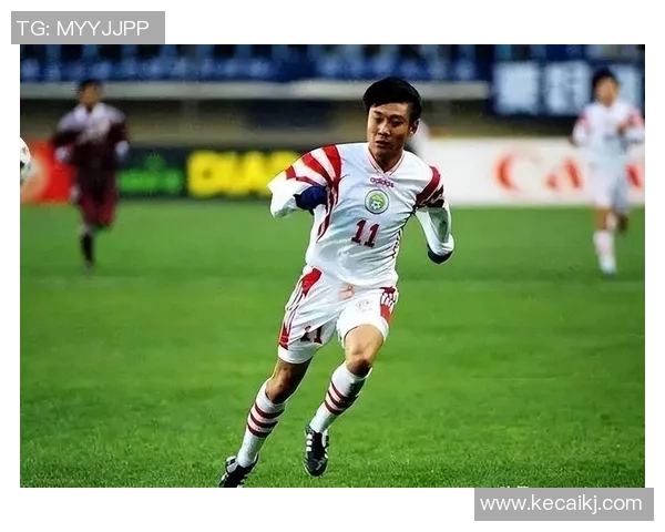 上身修长下身短的足球明星们如何在赛场上展现独特魅力与技巧